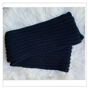 Kate Spade Saturday Black Chunky Knit Scarf One Size